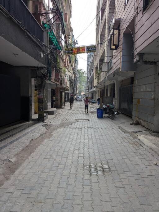 Independent Furnished In Saket *