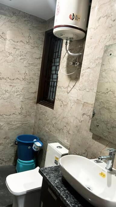Independent Furnished In Saket *